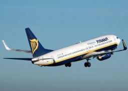 Ryanair решительно выступил за запрет проведения забастовок диспетчерами