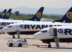 Одна из баз лоукостера Ryanair переносится в Каунас