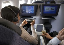 Новый дизайн пассажирских салонов United Airlines