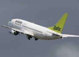 Авиакомпания AirBaltic стала лучшей в области общественных отношений