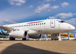 Первый SSJ-100 перешел в пользование авиакомпании Ямал