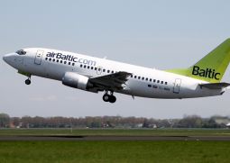 Авиакомпания AirBaltic увеличила срок регистрации до 5 дней