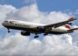 Бортпроводники British Airways проведут забастовку