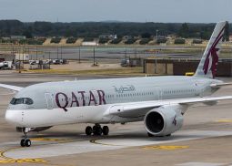 Qatar Airways получила первый лайнер Airbus A350-100