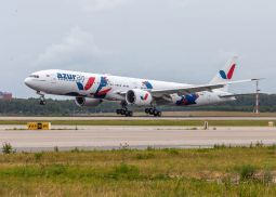 Azur air возобновила полеты в Анталью из Шереметьево
